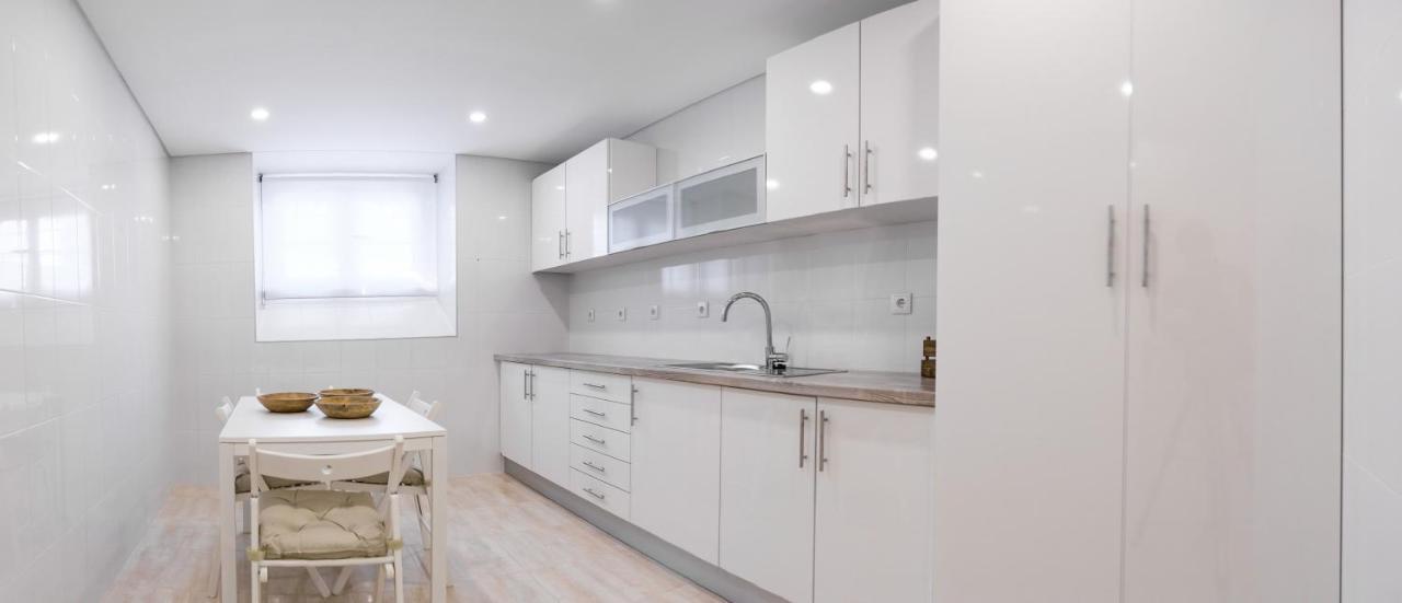 4U Lisbon VI Guesthouse Airport Екстер'єр фото